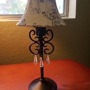 Tealight/votive accent lamp